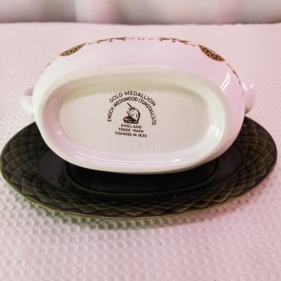 Gold Medallion Enoch Wedgwood Tunstall England Gravy Boat With Underplate - Picture 6 of 7